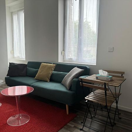 Apartamento Philomene Romilly-sur-Seine Exterior foto